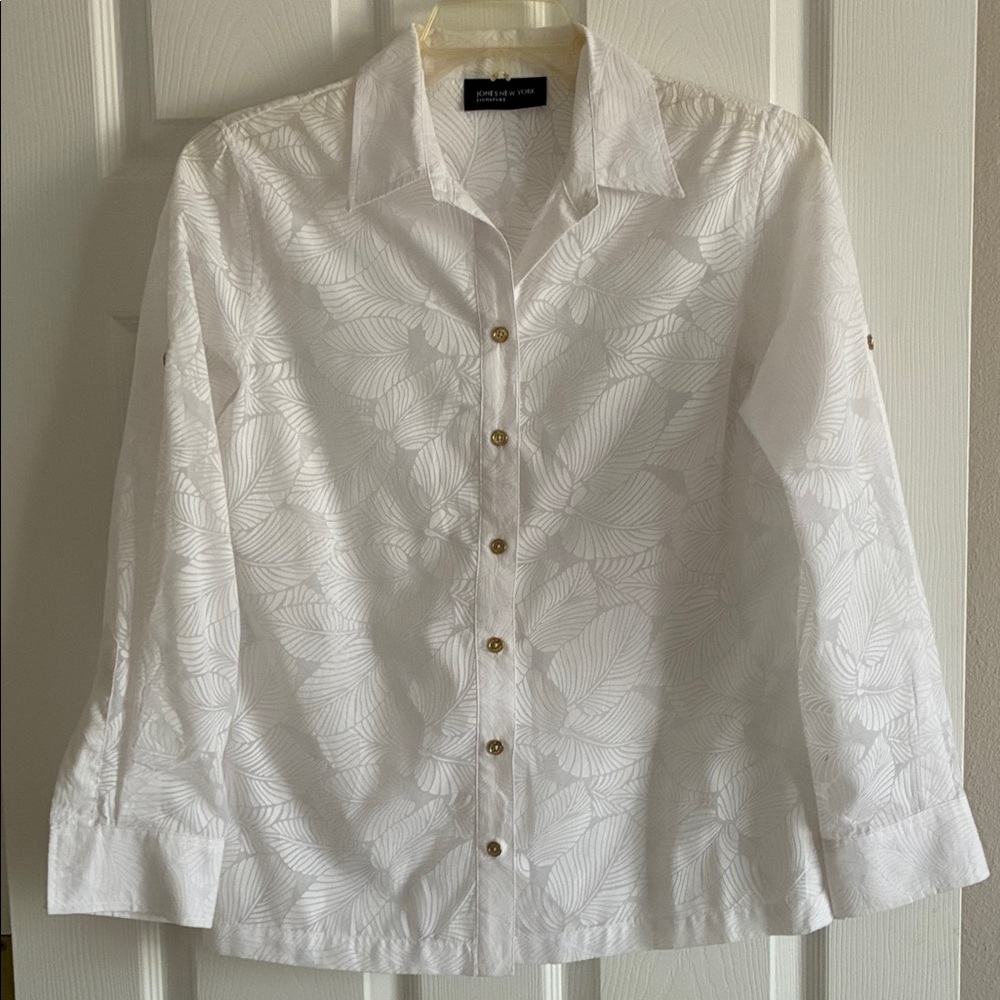 Jones New York Signature Ivory Leaf Print Shirt Size Large